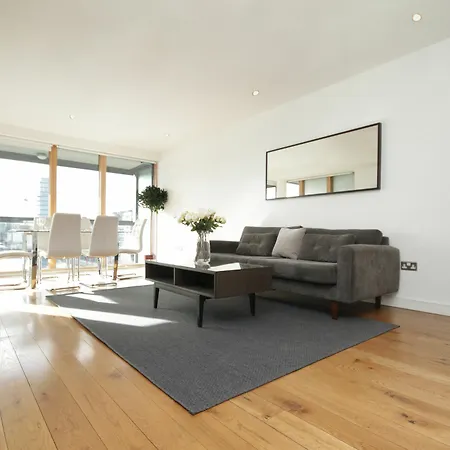John Rogersons Quay Penthouse * Dublin